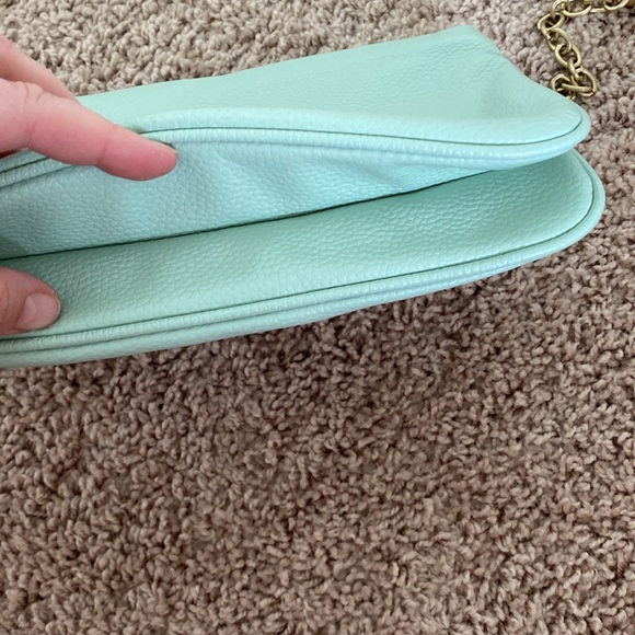 Ann Taylor Mint Green Chain Strap Accent Purse Crossbody  Bag - Picture 13 of 13